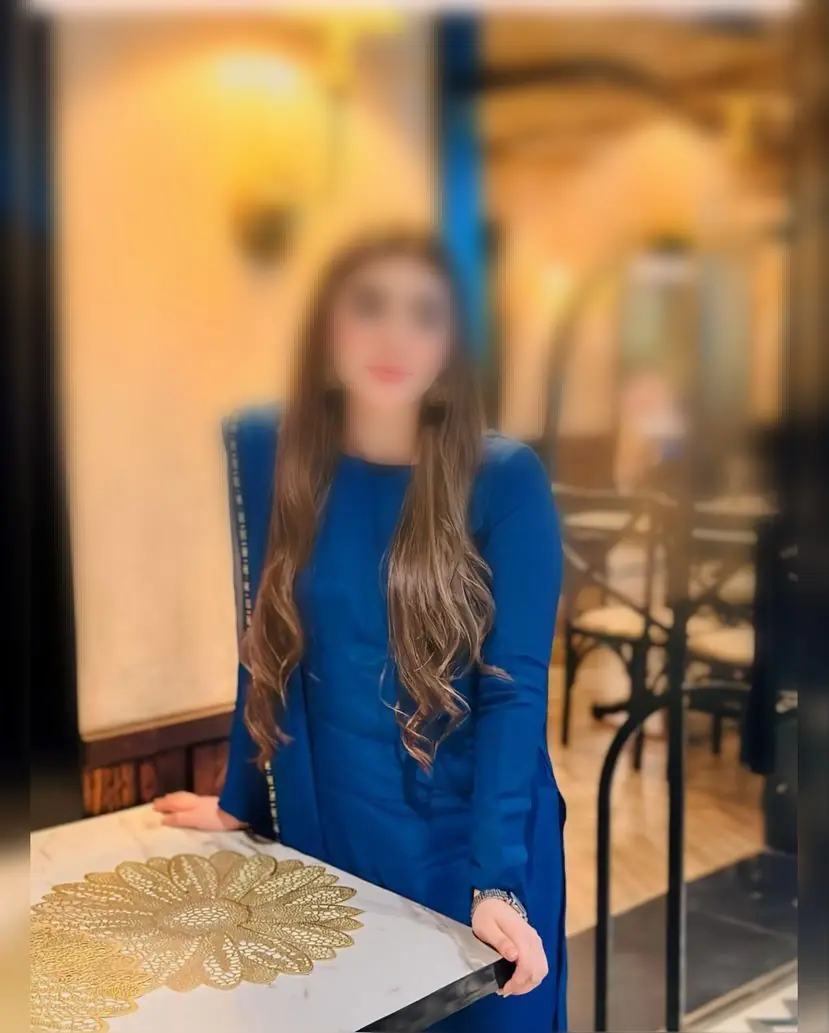 Aina Pakistani model profile in Bluewaters Island Dubai